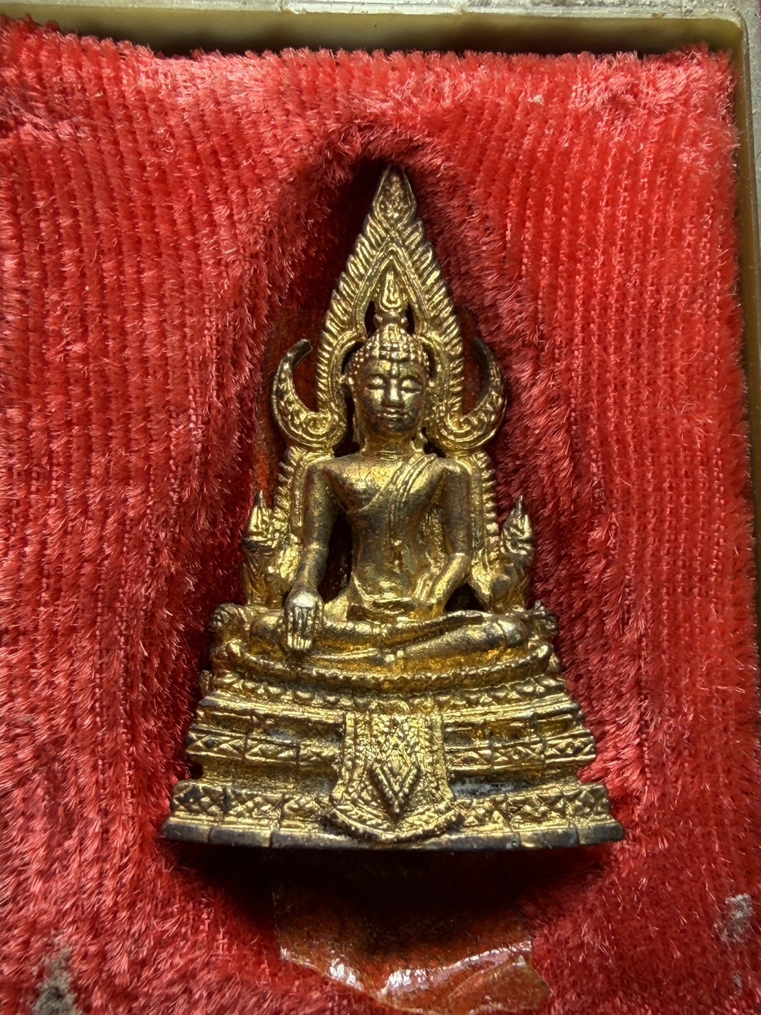 พระพุทธชินราชจำลอง วัดพระศรีรัตนมหาธาตุ จ.พิษณุโลก พร้อมกล่อง (SKU-13151)