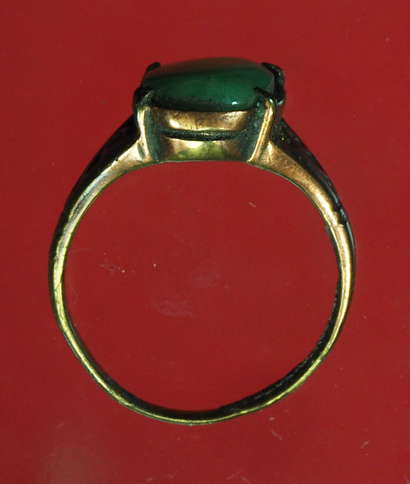 *28840 แหวนหัวหยก เก่าๆ 16