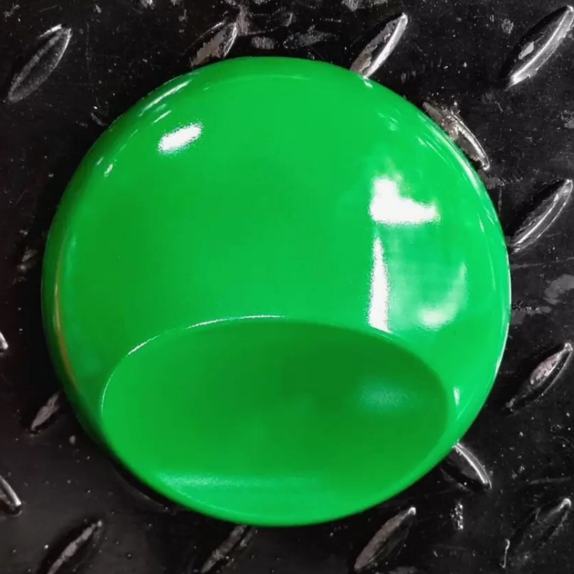 สีสเปรย์ความสดสูง(LUMINATE)