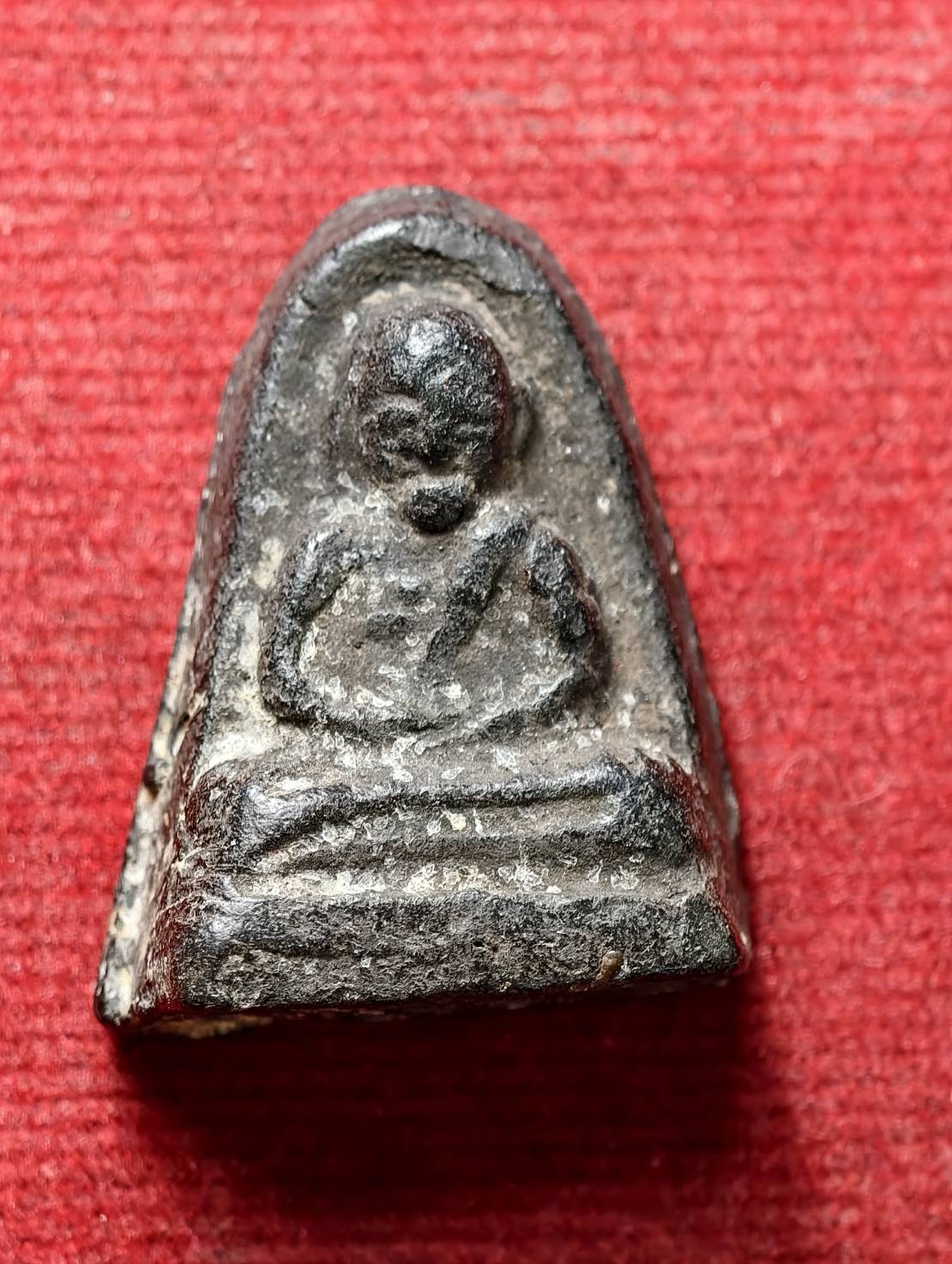 พระผงรูปเหมือนรุ่นแรก หลวงพ่อรุ่งเคราเหล็ก วัดบางแหวน จ.ชุมพร (SKU-13772)