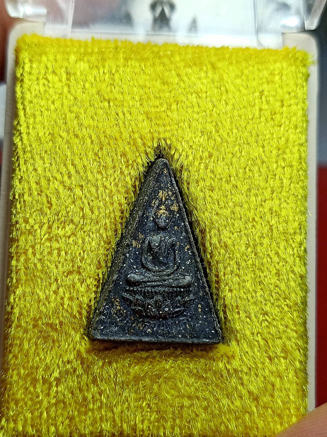 พระกำลังแผ่นดิน วัดบวรนิเวศวิหาร กรุงเทพ มวลสารจิตรลดา ปี 2540 พร้อมกล่อง (SKU-11203)
