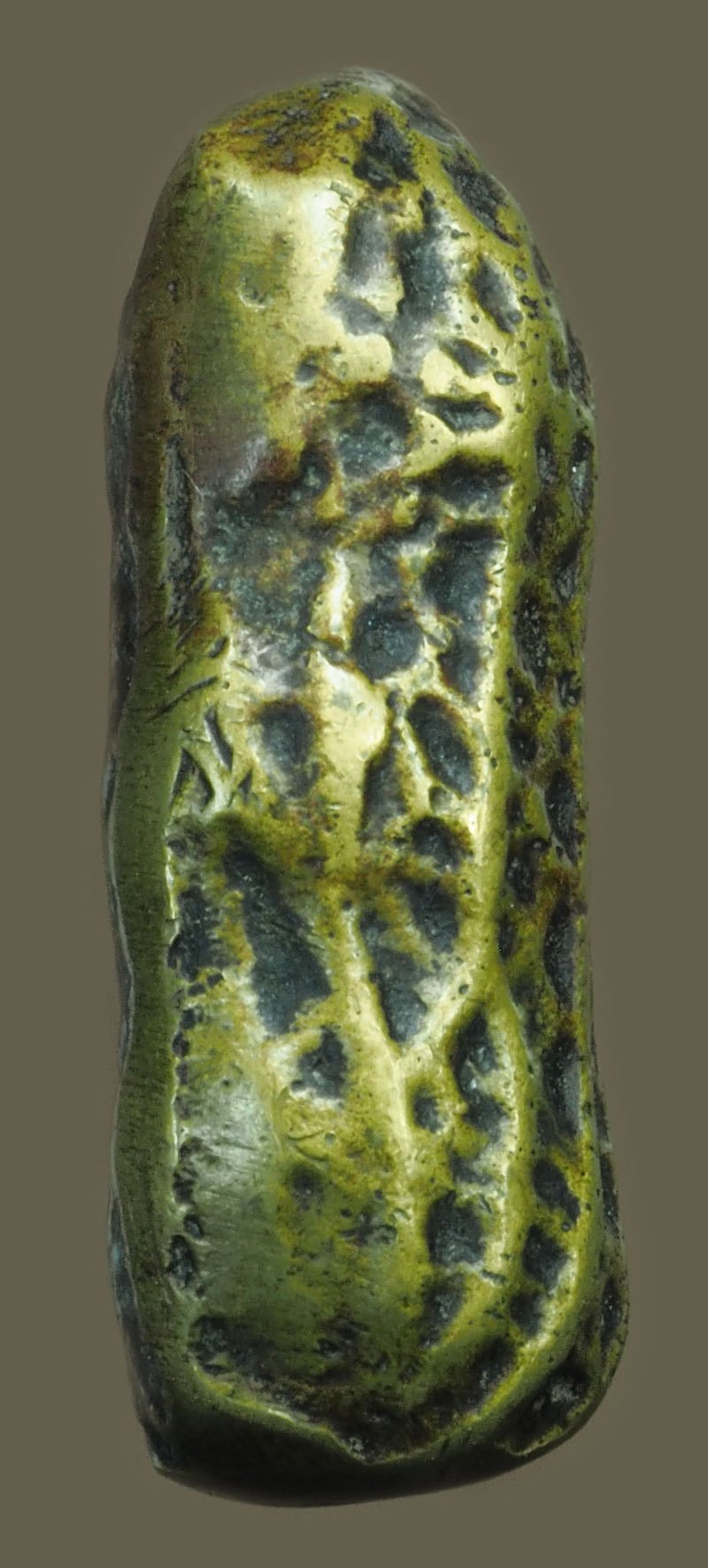 *40301 ถั่วลิสงหล่อโบราณ อุดกริ่ง เนื้อทองเหลือง กริ่งดังกังวาน ไม่ทราบที่ 12