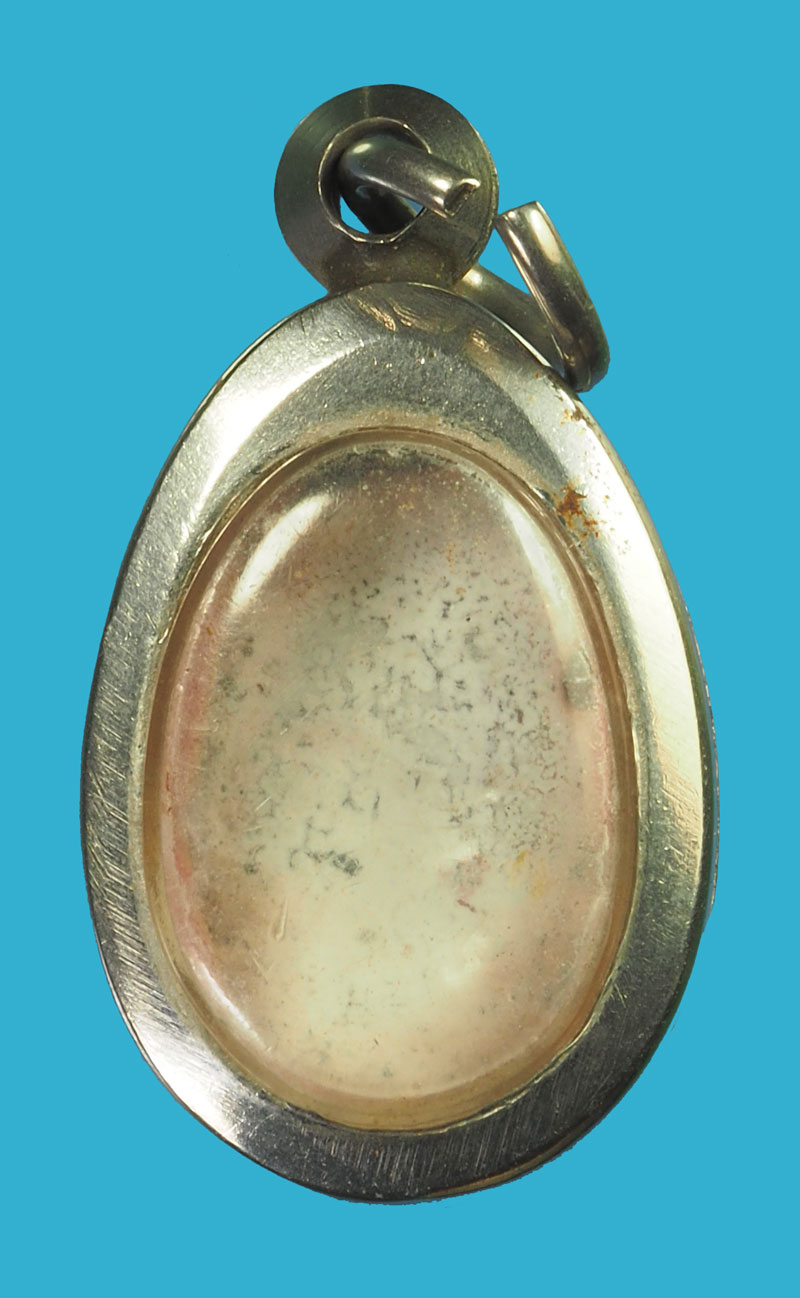 *33061 ล็อกเก็ตไม่ทราบอาจารย์ เก่าพอมีอายุ 4