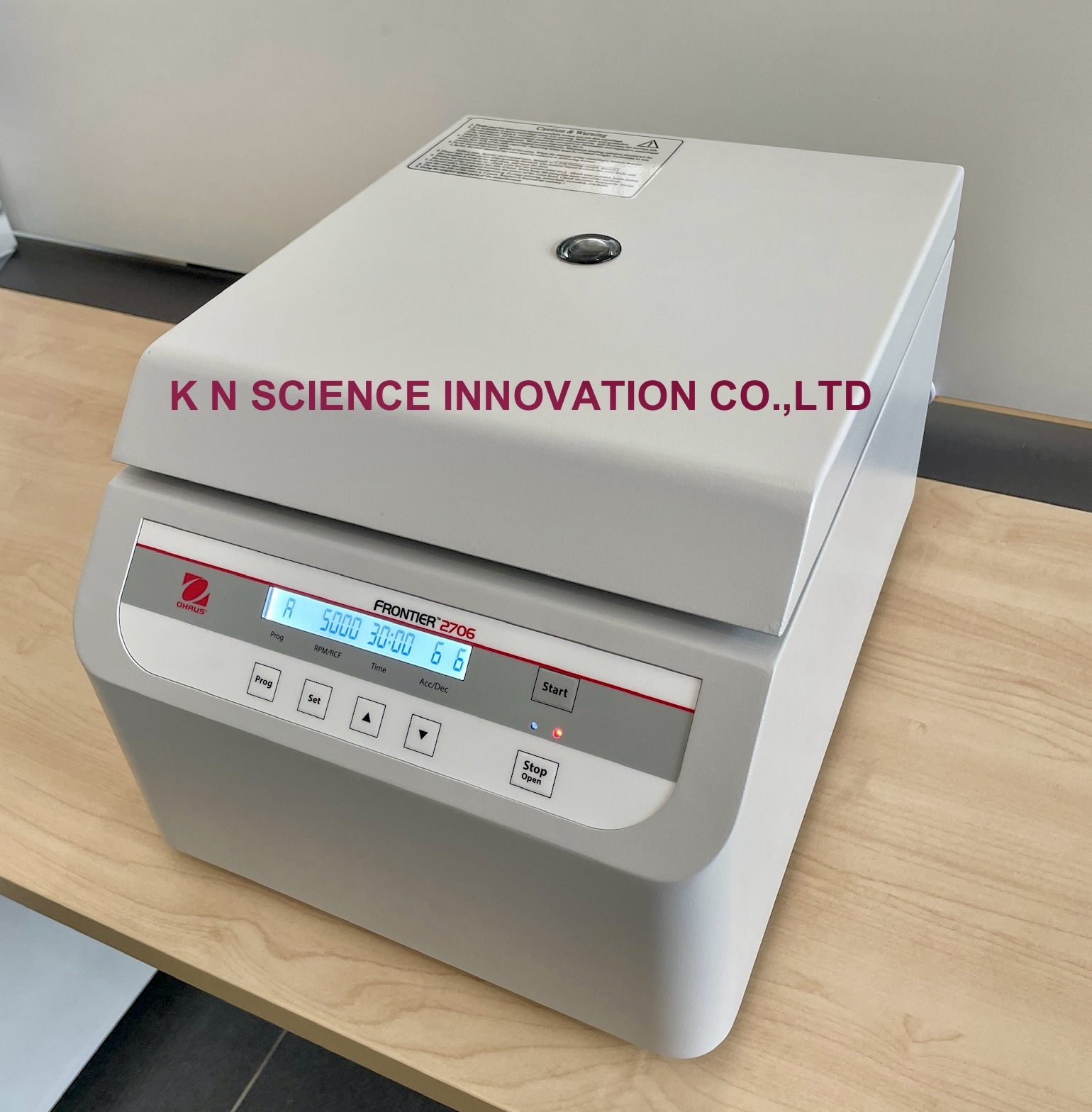 เครื่องปั่นเหวี่ยงสารละลาย (Centrifuge) รุ่น Frontier FC2706 +Rotor 12x15ml ยี่ห้อ Ohaus (U.S.A.) 30602527
