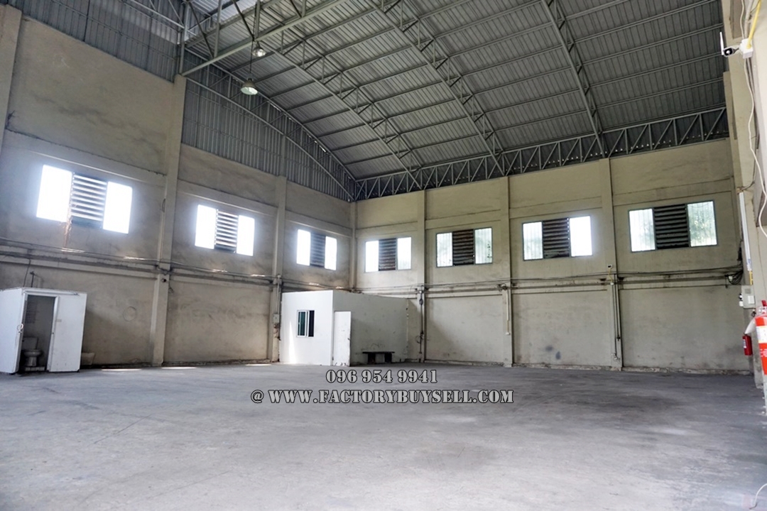 ขายสำนักงานและโกดัง ถนนเลี่ยงเมืองนนท์ ใกล้รถไฟฟ้า ใกล้สามแยก และ ตลาดอตก. 3