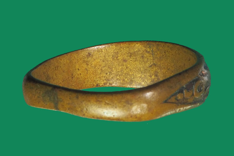 *32063 แหวนลงยาสภาพใช้ หลวงพ่อจง วัดหน้าต่างนอก อยุธยา 50 (ขายแล้ว)