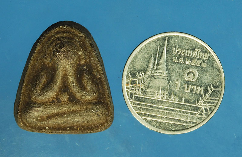 *28880 พระปิดตา เนื้อผงผสมว่าน ไม่ทราบที่และปีสร้าง 6