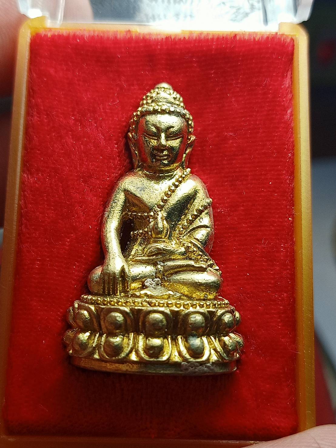 พระกริ่งมงคลมหาเศรษฐี รุ่นแรก หลวงพ่อหลาย วัดนาจอมเทียน จ.ชลบุรี ปี 2559 พร้อมกล่อง (SKU-11327)