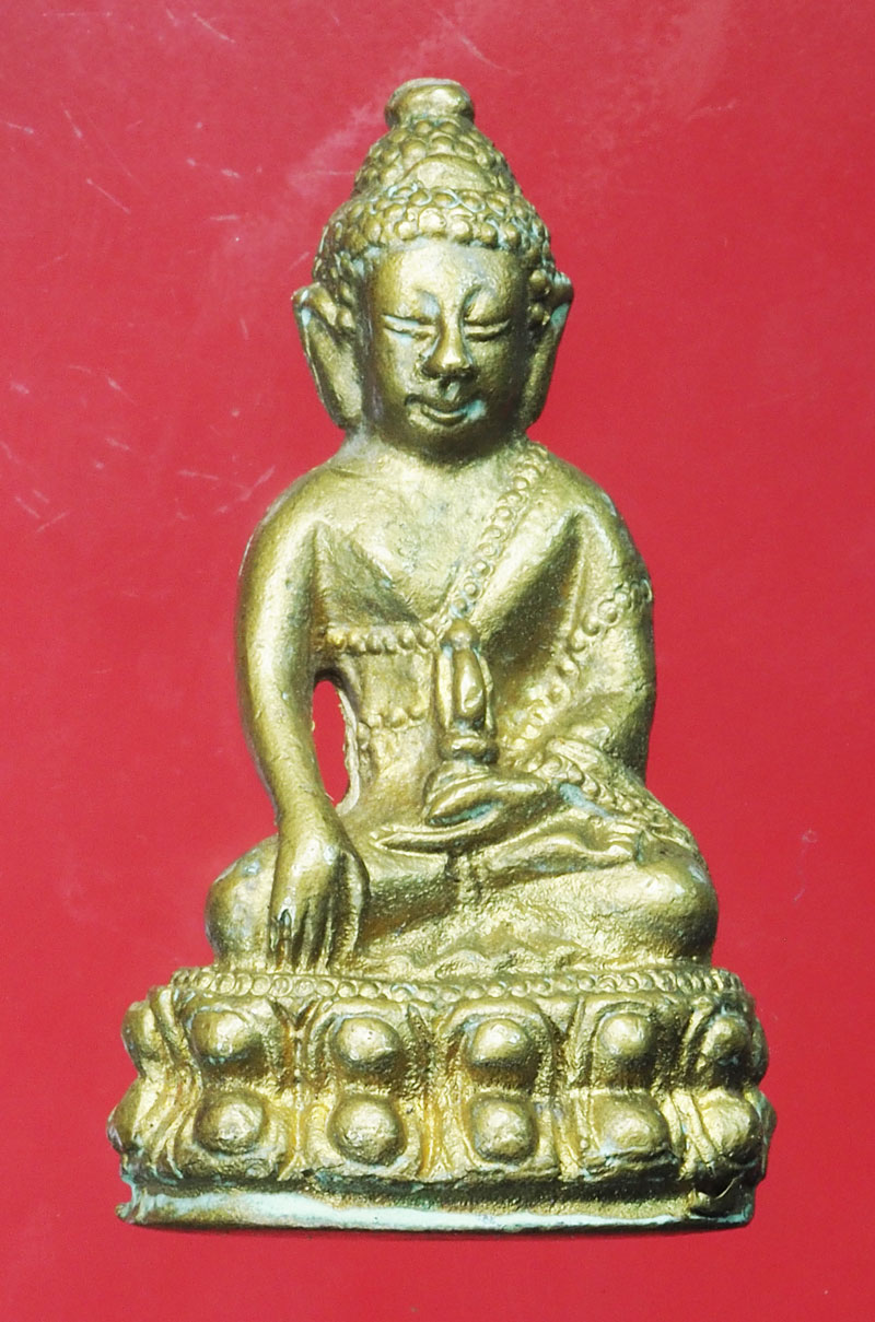29481 พระกริ่ง สายวัดสุทัศน์ เนื้อทองเหลือง ใต้ฐานตอกโค๊ต ดอกจันทร์ 7