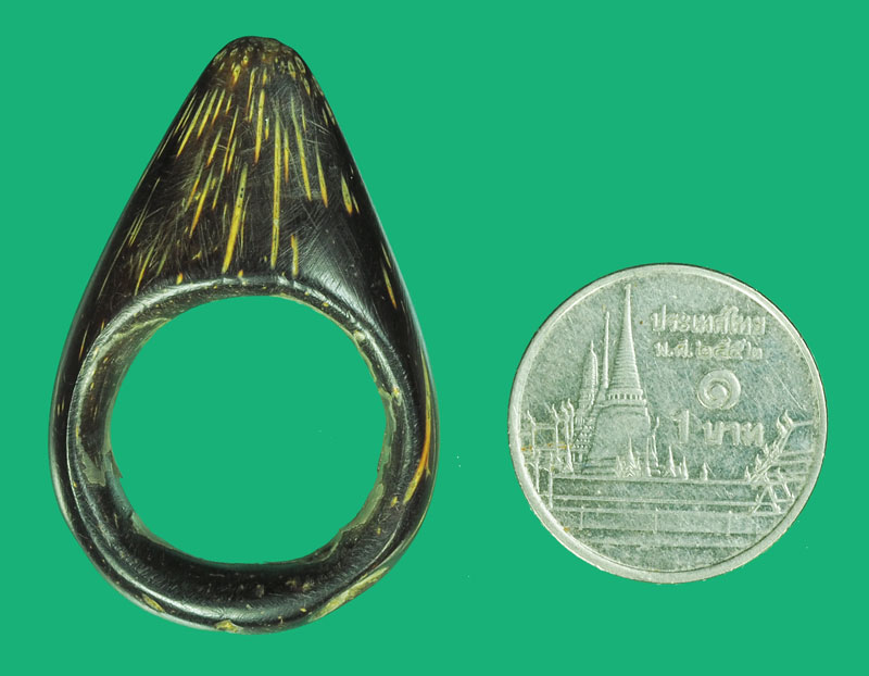 ขายแล้ว*38353 เครื่องราง แหวนเขาแกะ พอมีอายุ ไม่ทราบที่และปีสร้าง 12