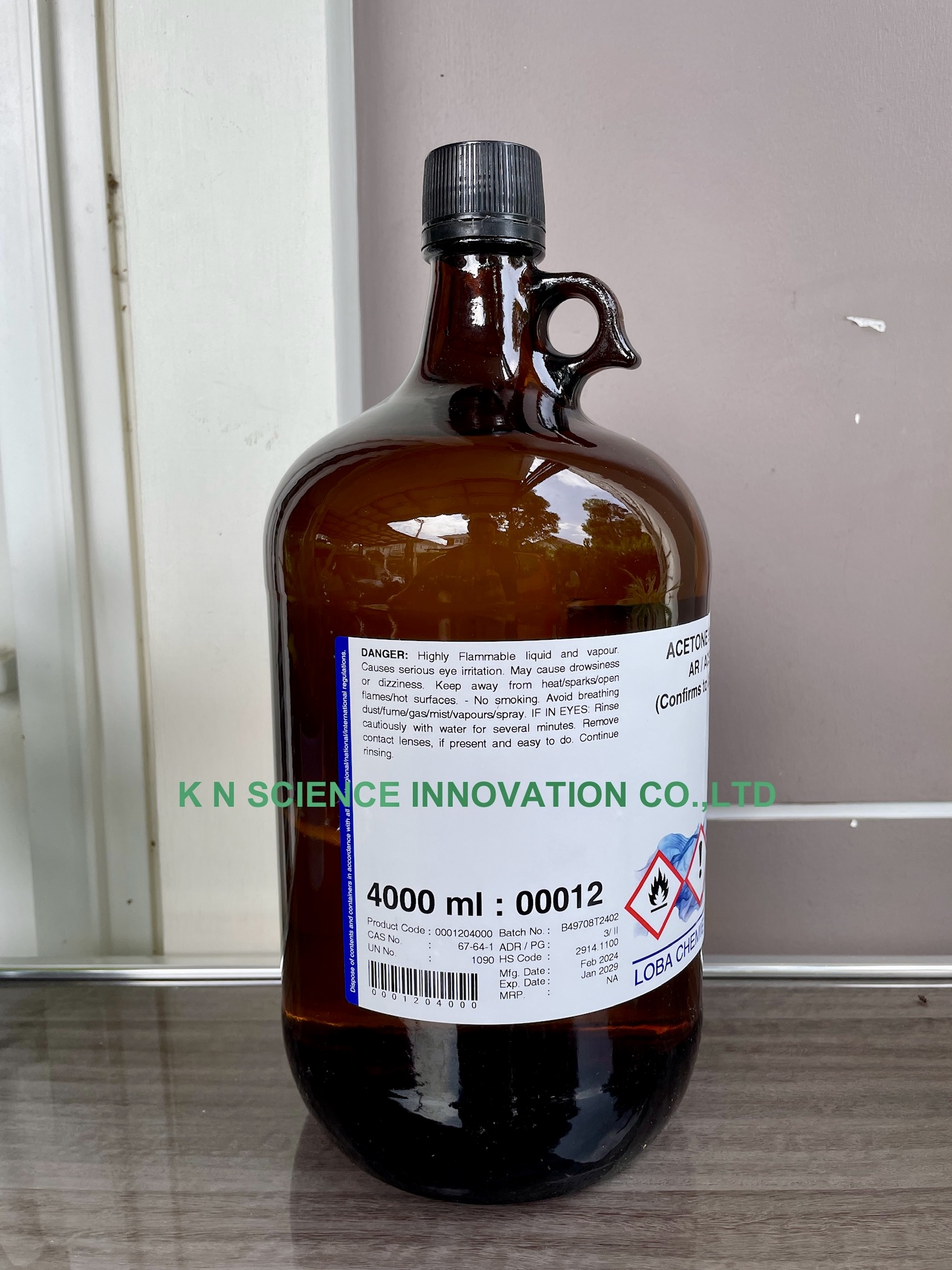 Acetone, 99.5%, AR/ACS, 4 L, RT ,Loba 0001204000