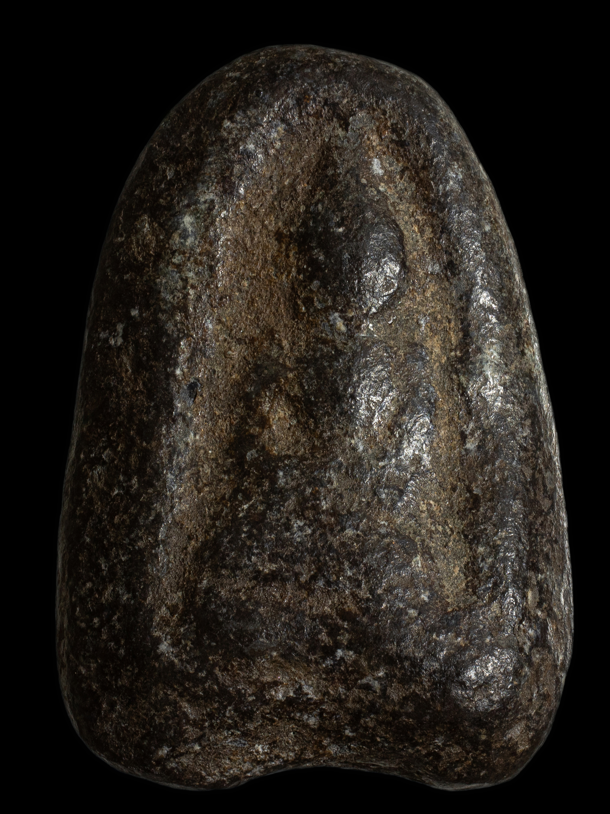 พระพิมพ์เศียรแหลม สองหน้าเนื้อชิน หลวงพ่อเนียม วัดน้อย สุพรรณบุรี