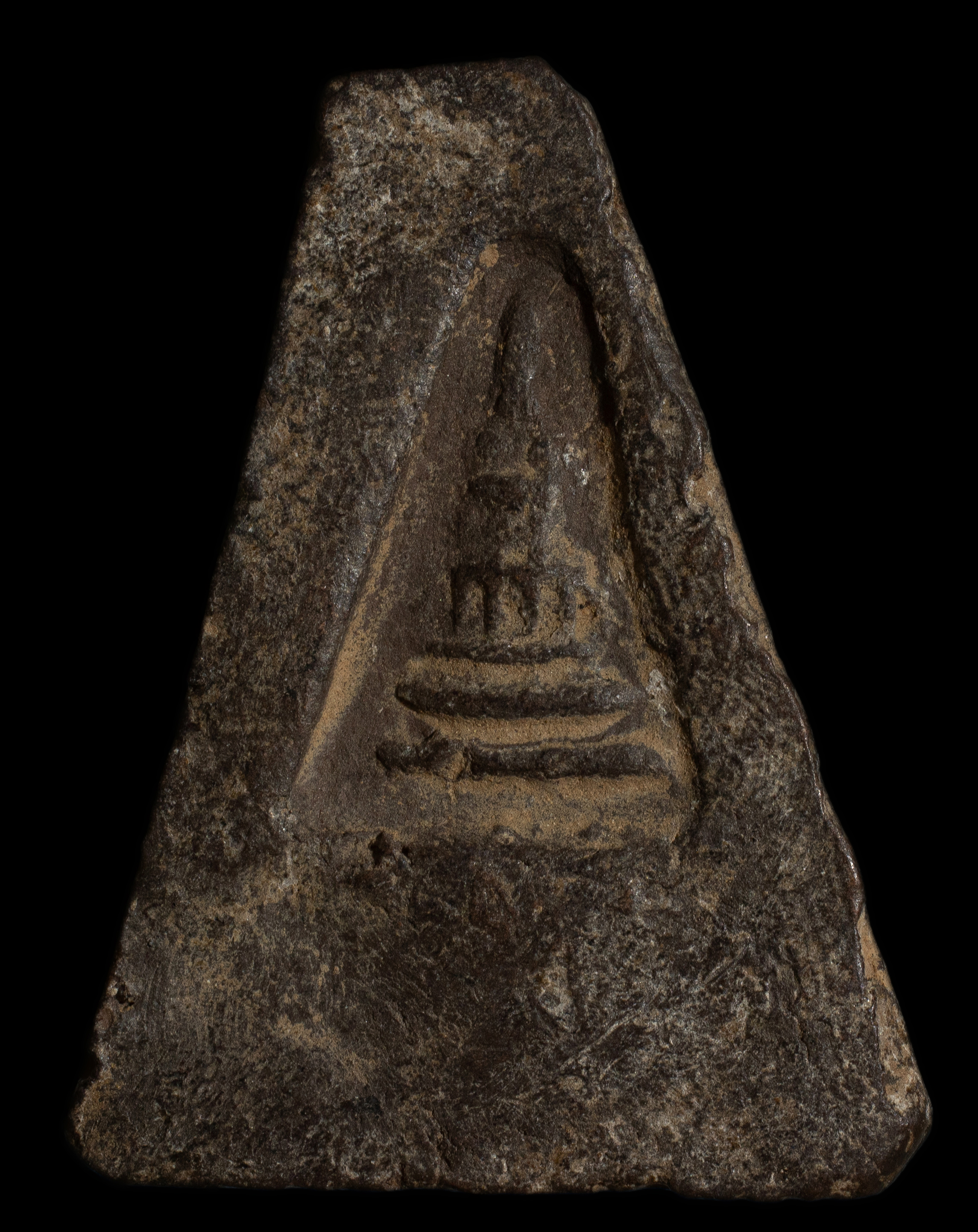 พระอู่ทองออกศึก วัดพระศรีมหาธาตุ สุพรรณบุรี เนื้อดำ ปี 2511