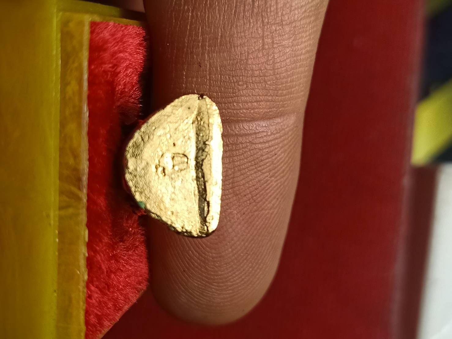 รูปหล่อสมเด็จโต วัดระฆัง กทม. คณะศิษย์สมเด็จสร้าง พร้อมกล่อง (SKU-06708)