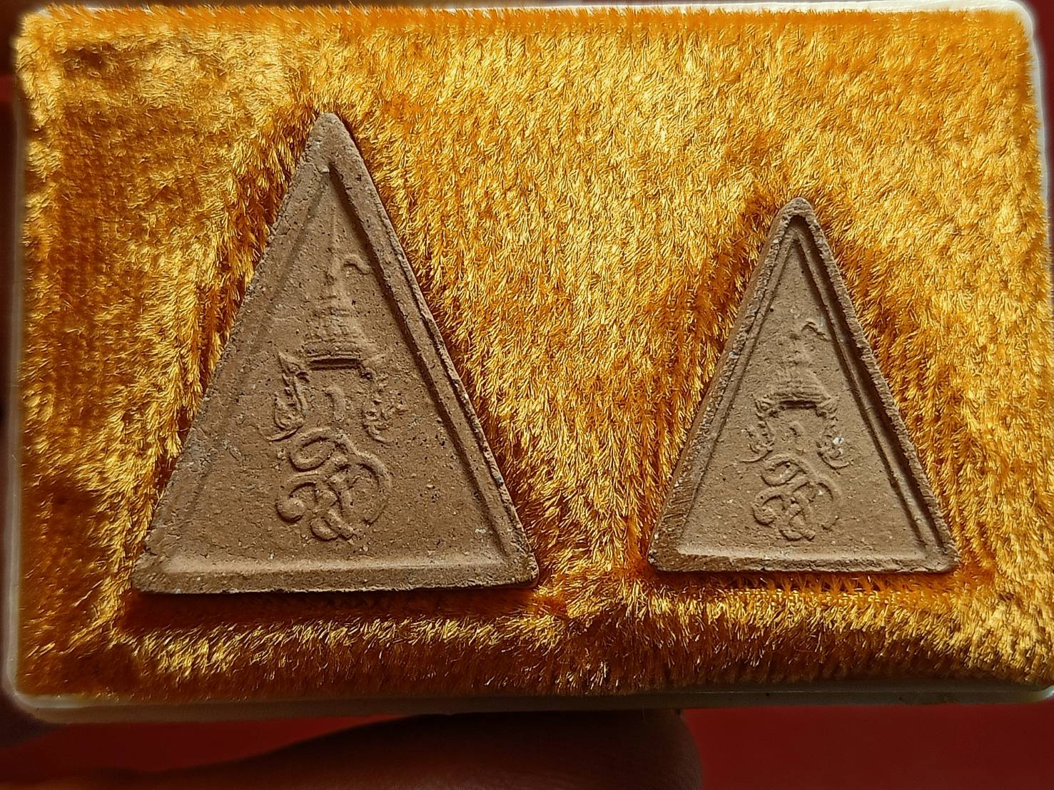 พระสมเด็จนางพญา สก. วัดบวรนิเวศ กทม. พิมพ์ใหญ่+เล็ก ครบชุด หลวงปู่โต๊ะปลุกเสก ปี 2519 พร้อมกล่อง (SKU-12869)