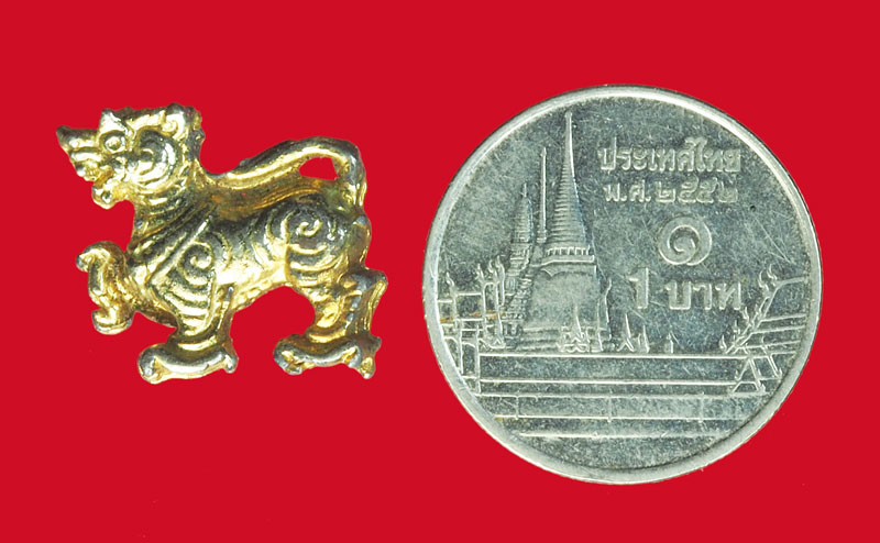 *31925 สิงห์ยกขา เนื้อตะกั่วชุบทอง เก่ามีอายุ ไม่ทราบที่และปีสร้าง 12