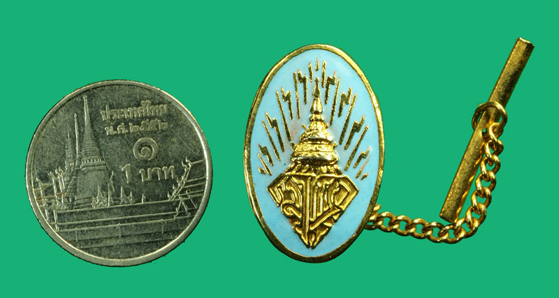 *36170 กลัดติดไทน์ ลงยาสีฟ้า มวก กระ หลั่ยทอง ไม่ทราบปี 5