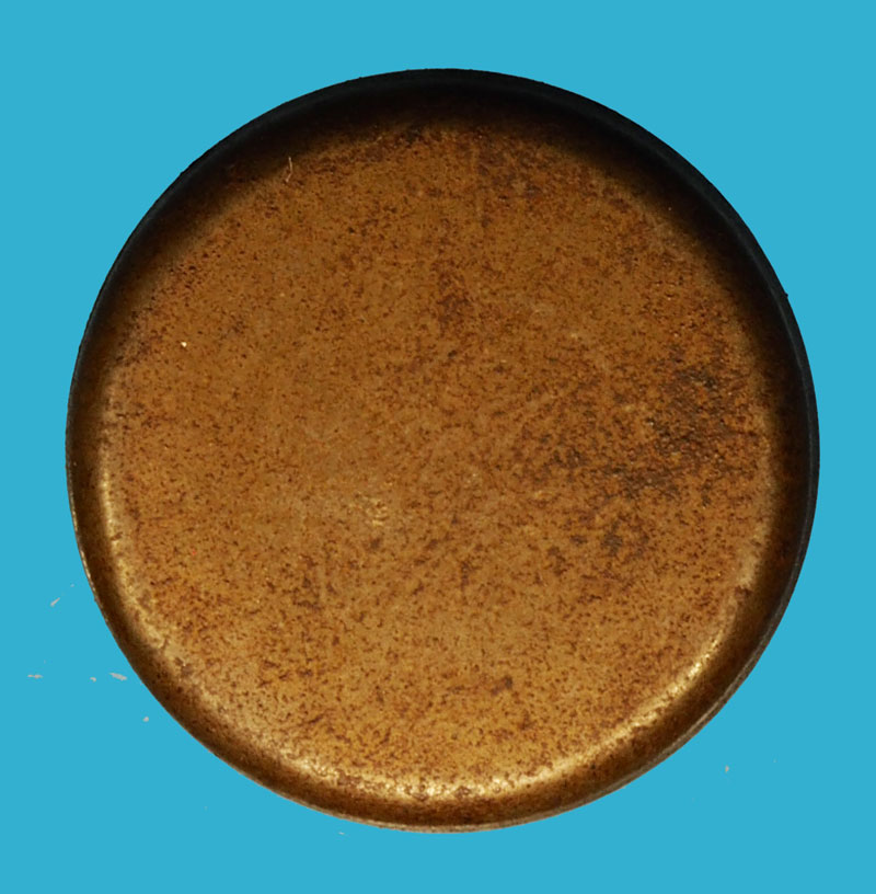 *36604 ตลับสีผึ้ง เก่า ไม่ทราบที่และปีสร้าง 12