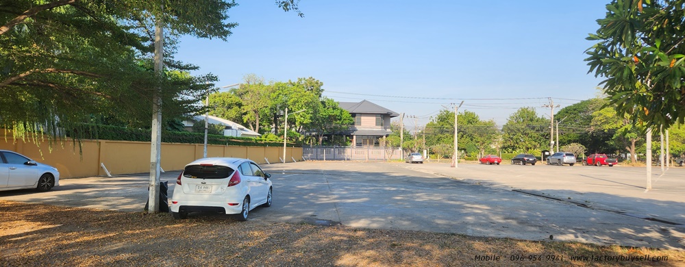 ขายบ้านสวยริมทะเลสาบ สัมมากร รามคำแหง คฤหาสน์หรูหลังใหญ่ ตกแต่งครบ Fully Furnished ตึก 700 ตรม. ริมทะเลสาบ55ไร่, ริมลานโล่ง3.7ไร่ จอดรถ100-140คัน, ติดสวนหย่อม1.74ไร่, รถไฟฟ้าสายสีส้ม MRT สถานีสัมมากร บางกะปิ