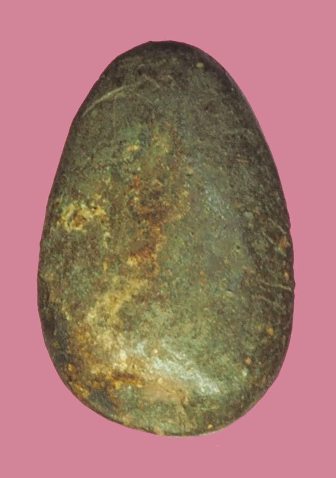 *37832 พระพิจิตรเม็ดน้อยหน่า กรุท่าฉนวน สภาพผ่านการใข้ เนื้อดิน 53