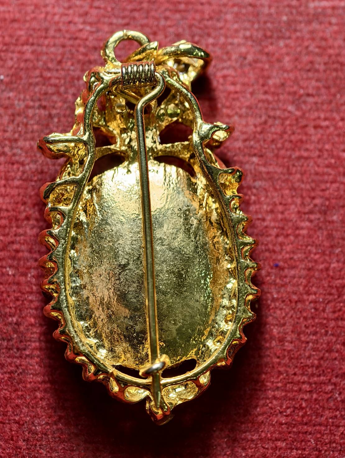 ล็อคเก็ตล้อมพลอย วัดหนองยางทอย จ.เพชรบูรณ์ (SKU-13547)