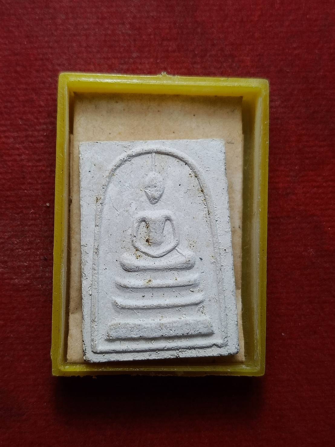 พระสมเด็จ+ใบฝอยกำกับ ถวายวัดพิกุลทอง จ.สิงห์บุรี ปี 2514 พร้อมกล่อง (SKU-09606)