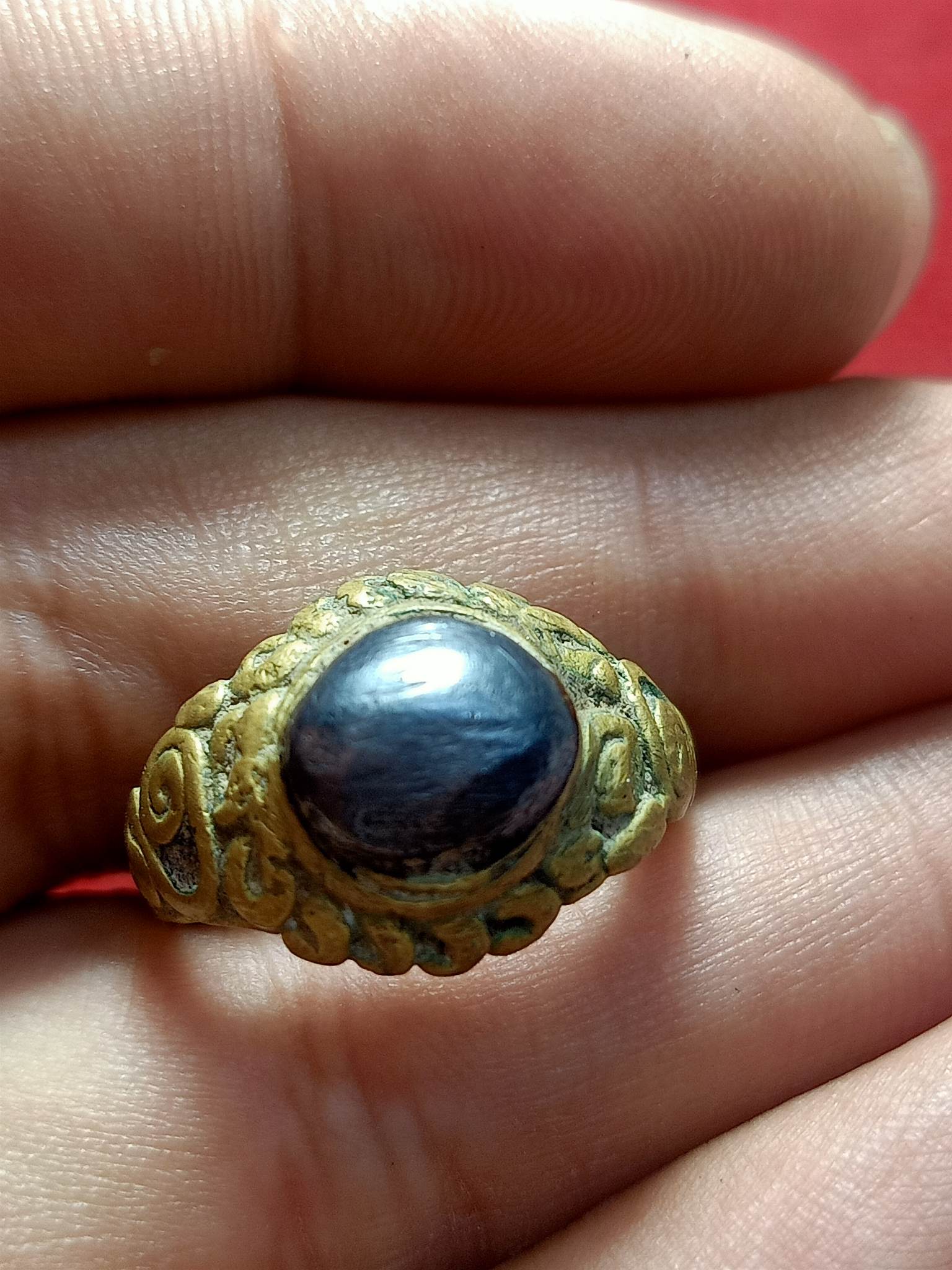 แหวนหลวงพ่ออิ่ม วัดหัวเขา จ.สุพรรณบุรี (SKU-02768)