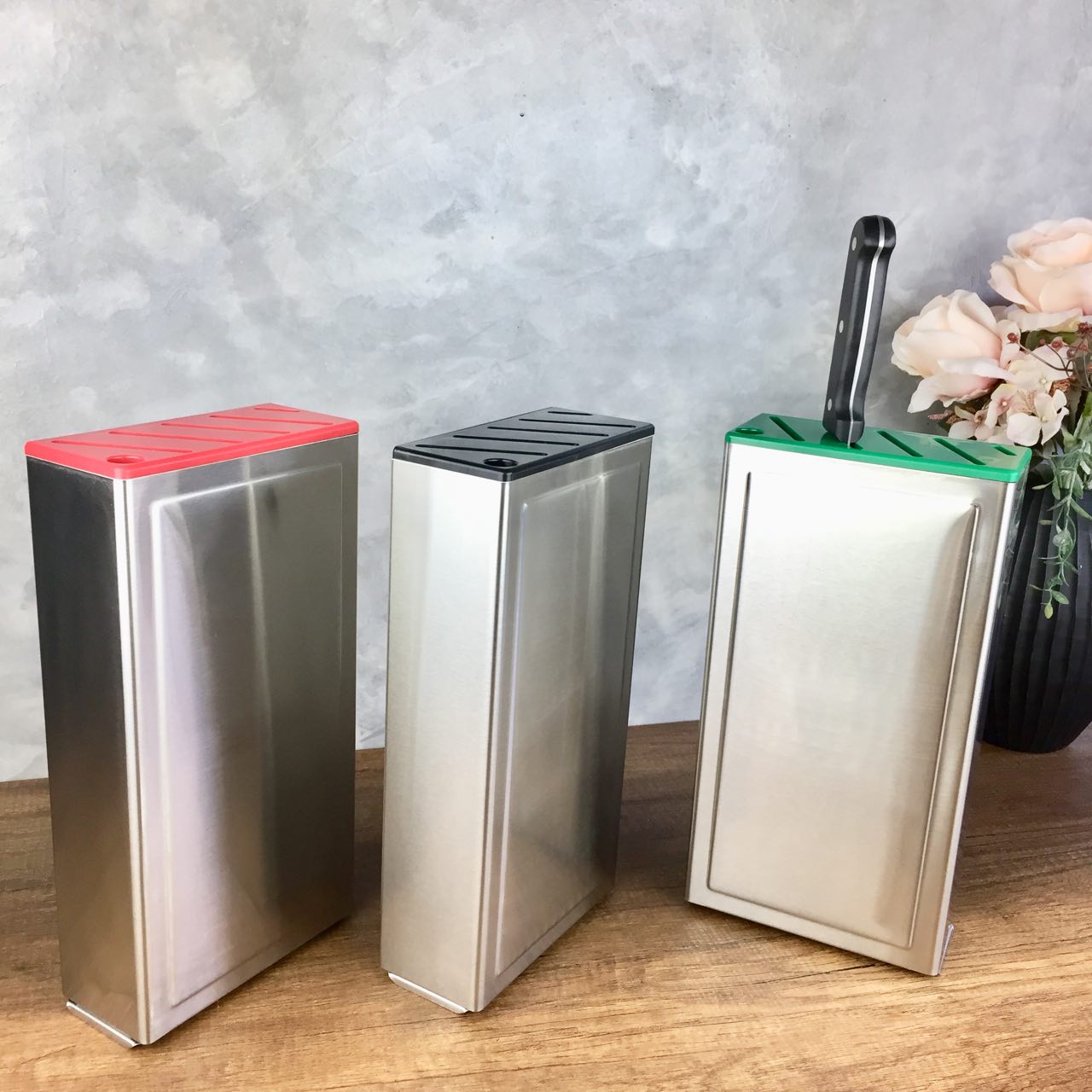 KB-1BK กล่องสเตนเลสเก็บมีด ฝาสีดำ