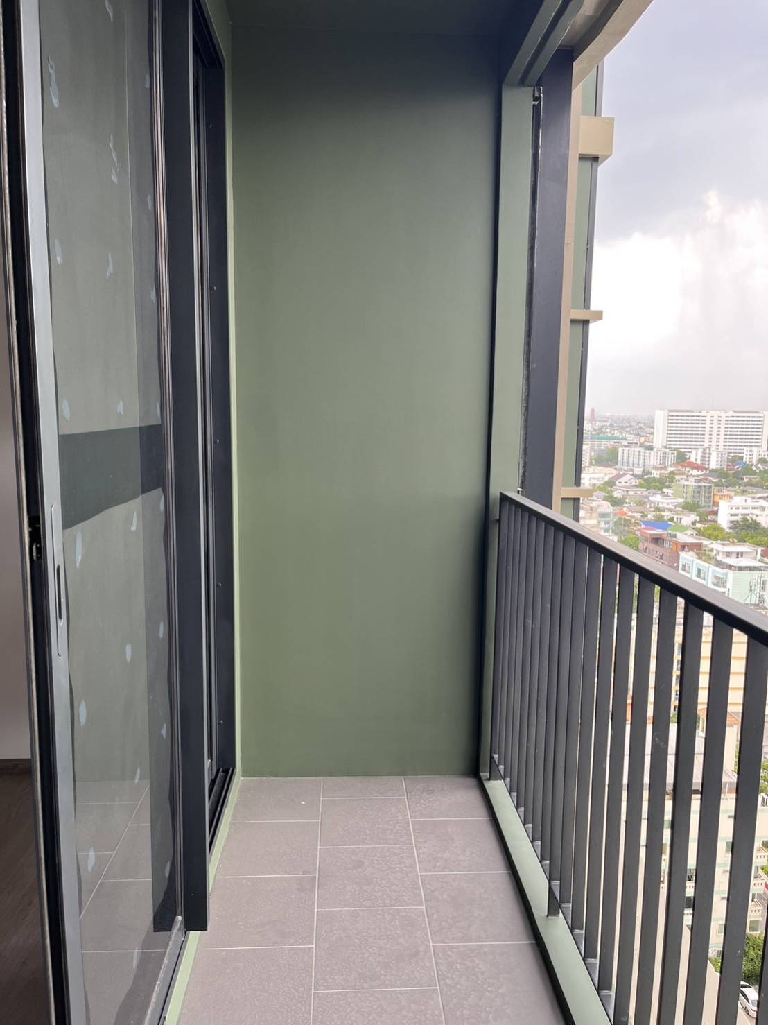 ขาย (For Sale) คอนโด : เดอะ ไลน์ พหลโยธิน อาคาร B 1 ห้องนอน 1 ห้องน้ำ 3ุ6.75 ตรม.