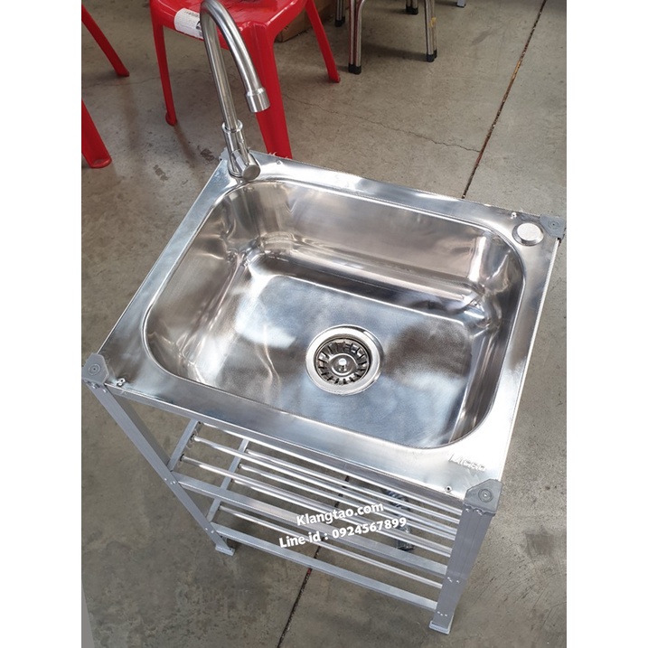 อ่างล้างจาน อ่างเดี่ยว 40x48x80 ซม. ตะแกรงซี่ 2 ชั้น รุ่น M813 ซิงค์ สแตนเลส ขาอลูมิเนียม (ไม่เจาะรูก๊อก ไม่ขัดเงา)