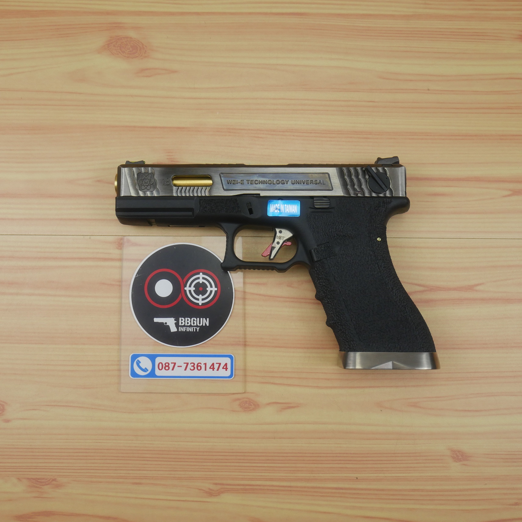 บีบีกันอัดแก๊ส WE Glock 18 G-Force T3 เฟรมดำ สไลด์เงิน ท่อทอง BB GUN