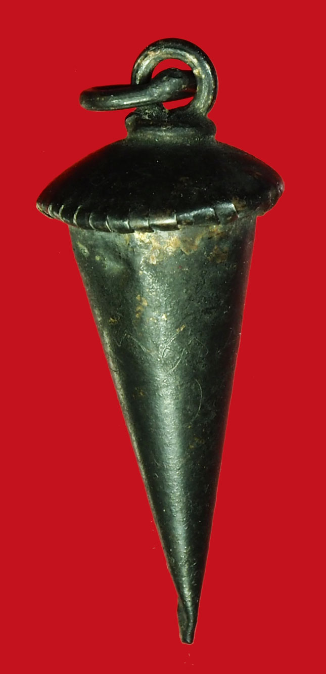 ขายแล้ว*35840 เม็ดพริกคณบดี หลวงพ่ออี๋ วัดสัตหีบ ชลบุรี เนื้อเงิน 26