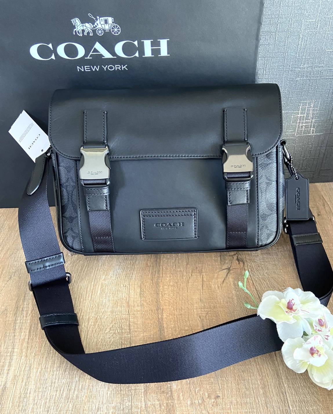 Coach Track Crossbody In Signature Canvas