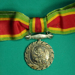 *29965 เหรียญแพรแถบแท้ "ครุฑหลังช้าง" เนื้อเงิน บำเหน็จแห่งความยั่งยืนและมั่นคงในราชการ 10.1