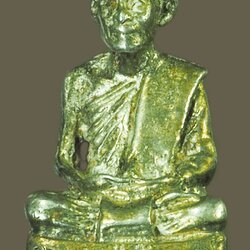 *39914 รูปหล่อหลวงปู่สังวาลย์ เนื้อเงิน ไม่ทราบที่และปีสร้าง 8