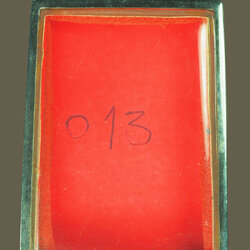 *38860 กรอบพุก พระสมเด็จ ทำด้วยสแตนเลส มีขนาดรตามภาพเมื่อเทียบกับเหรียญ 1 บาท 17