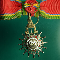 *29953 เหรียญ มปร พร้อมแพรแถบ ไม่มีกล่อง 10