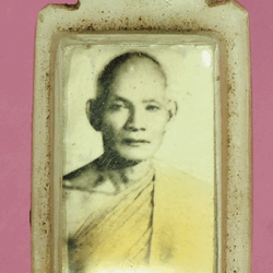 *27666 รูปถ่ายหลังตระกรุดหลวงพ่อขอม วัดไผ่โรงวัว สุพรรณบุรี 84