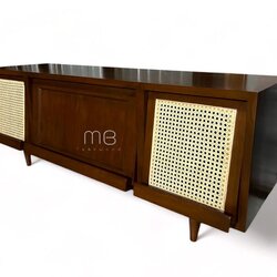 ตู้วางทีวีไม้สักประดับหวาย