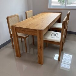 ชุดโต๊ะไม้สักเก้าอี้หวาย