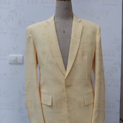 เสื้อสูทสากล สีเหลืองนวล (ให้เช่า)