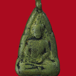 *30604 พระหล่อปางสมาธิ เนื้อทองเหลือง เก่า สภาพใช้ ไม่ทราบที่ 13