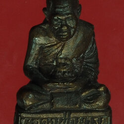 *28239 รูปหล่อหลวงพ่อนารถ วัดศรีโลหะ กาญจนบุรี ไม่ทราบปีสร้าง 20