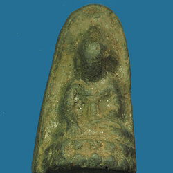 *30476 พระชัยวัฒน์ครึ่งซึก วัดเขาพระงาม ลพบุรี ปี 2500 เนื้อดิน (หลวงพ่อลี วัดอโศการามร่วมปลุกเสก) 9.1