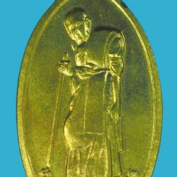 *40260 เหรียญยืนหลวงพ่อทองมา วัดสว่างทาสี ร้อยเอ็ด กระหลั่ยทอง 65