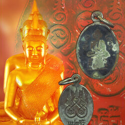 *33522 เหรียญเม็ดแตง พระพุทธโสธร เนื้อเงินลงถม ปี 2509 ตอกโค๊ด บล็อกหลังแอ่น วัดโสธรวรวิหาร 25