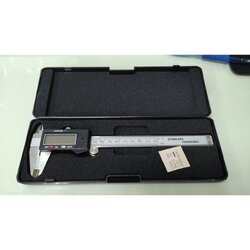 เครื่องมือวัดเวอร์เนียดิจิตอล (ราคารวมแวท) ตัวเครื่องสแตนเลส เครื่องมือวัดคาลิปเปอร์ดิจิตอล {รหัสสินค้า0410410301}