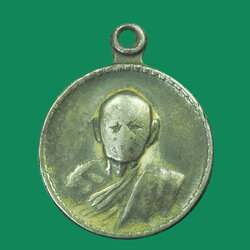 *32054 เหรียญหลวงพ่อแพ วัดพิกุลทอง ปี 2519 สิงห์บุรี เนื้อเงิน 82