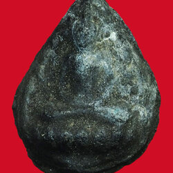 *35803 พระหยดน้ำเนื้่อผงใบลาน เก่าไม่ทราบที่และปีสร้าง 9.1