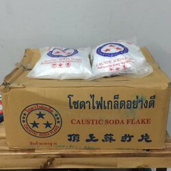 โซดาไฟเกล็ดอย่างดี ตราดาว (ลังละ 20 ถุง) 8 ขีด (ราคารวมแวท) แก้ส้วมตัน เเละใช้ในอุตสาหกรรมได้ {รหัสสินค้า2001832001}